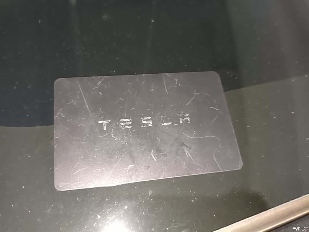 Tesla Model 3, 2025 9