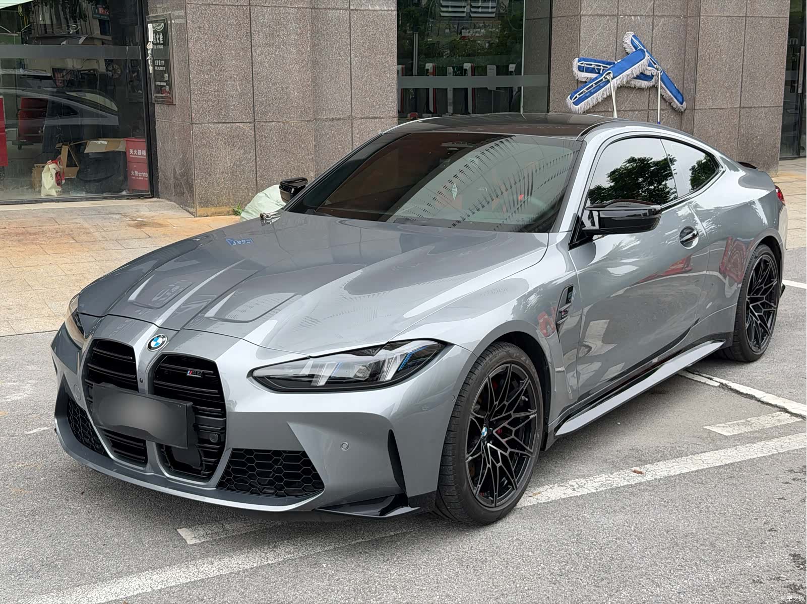 BMW M4, 2025 1