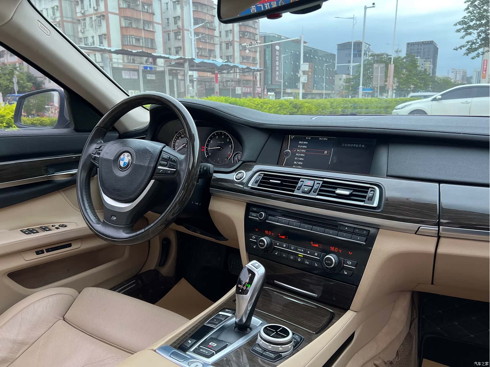 BMW 7 Series, 2012 14