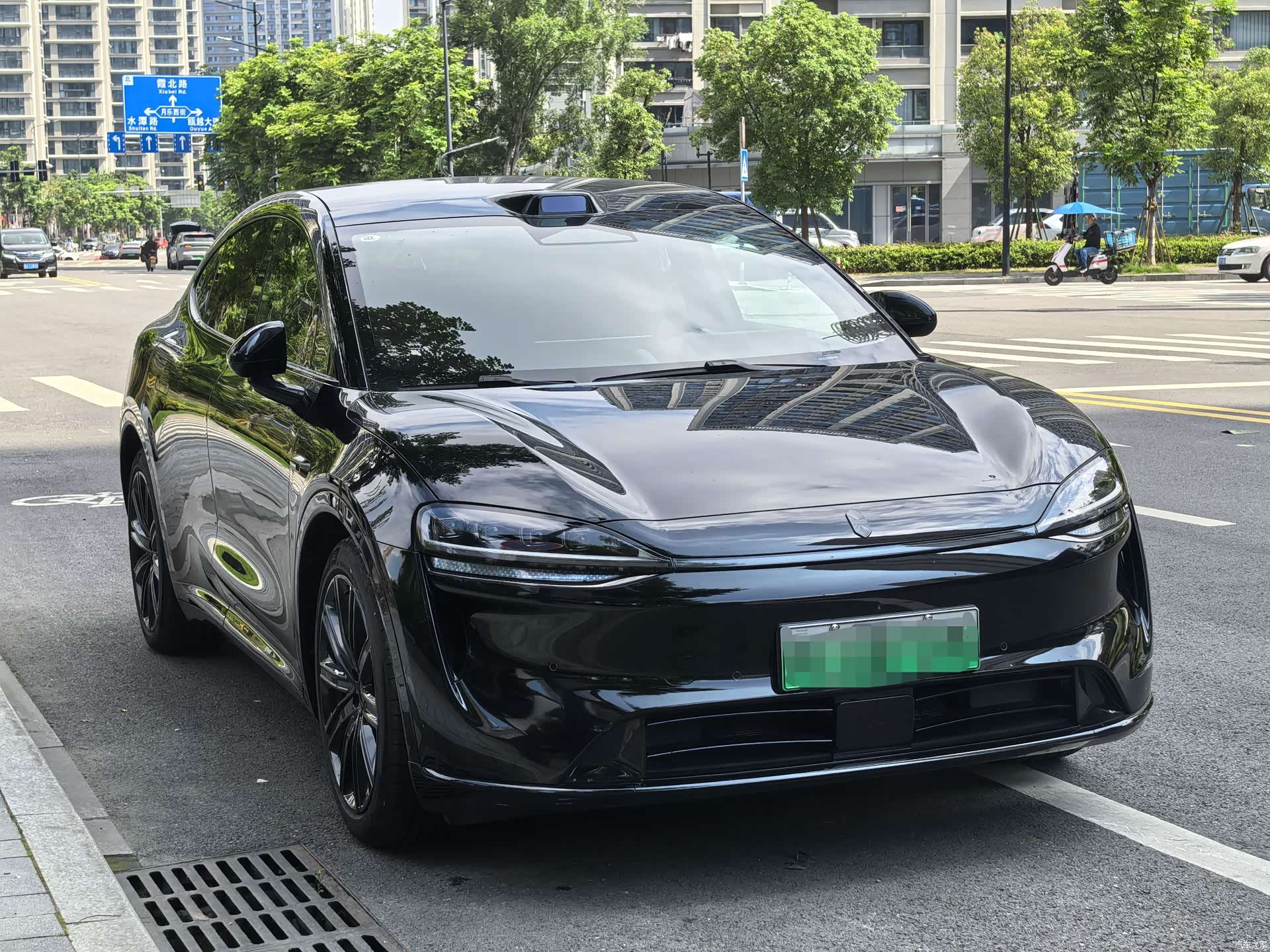 Luxeed R7, 2025 3
