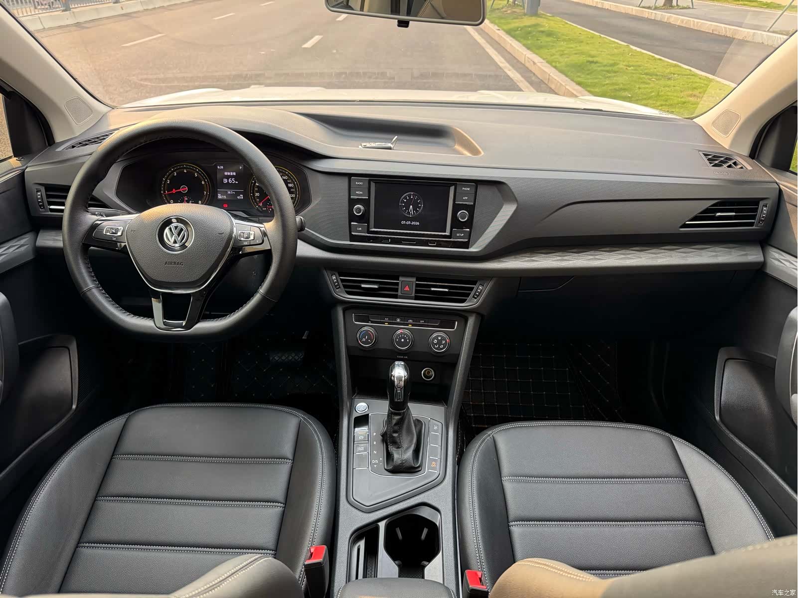 Volkswagen Tharu, 2020 6