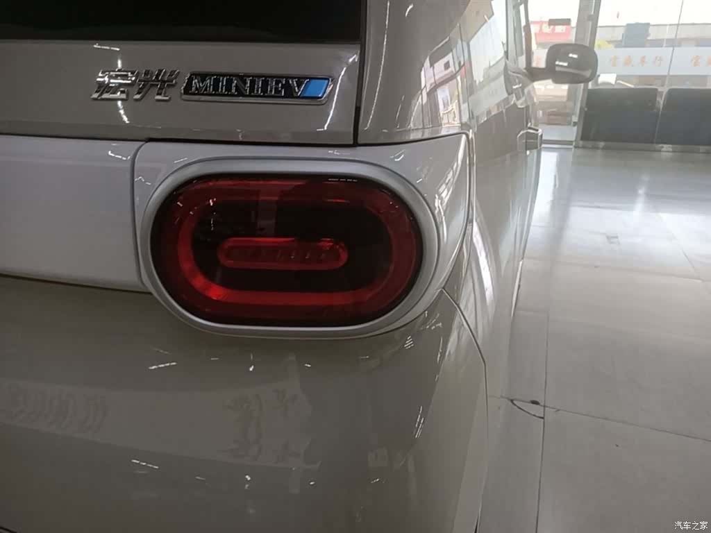 Wuling MINIEV, 2026 8
