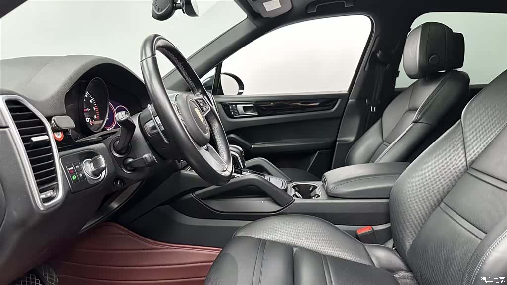 Porsche Cayenne, 2022 9