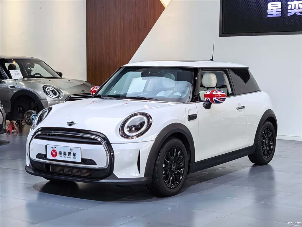 Mini ONE, 2023 1