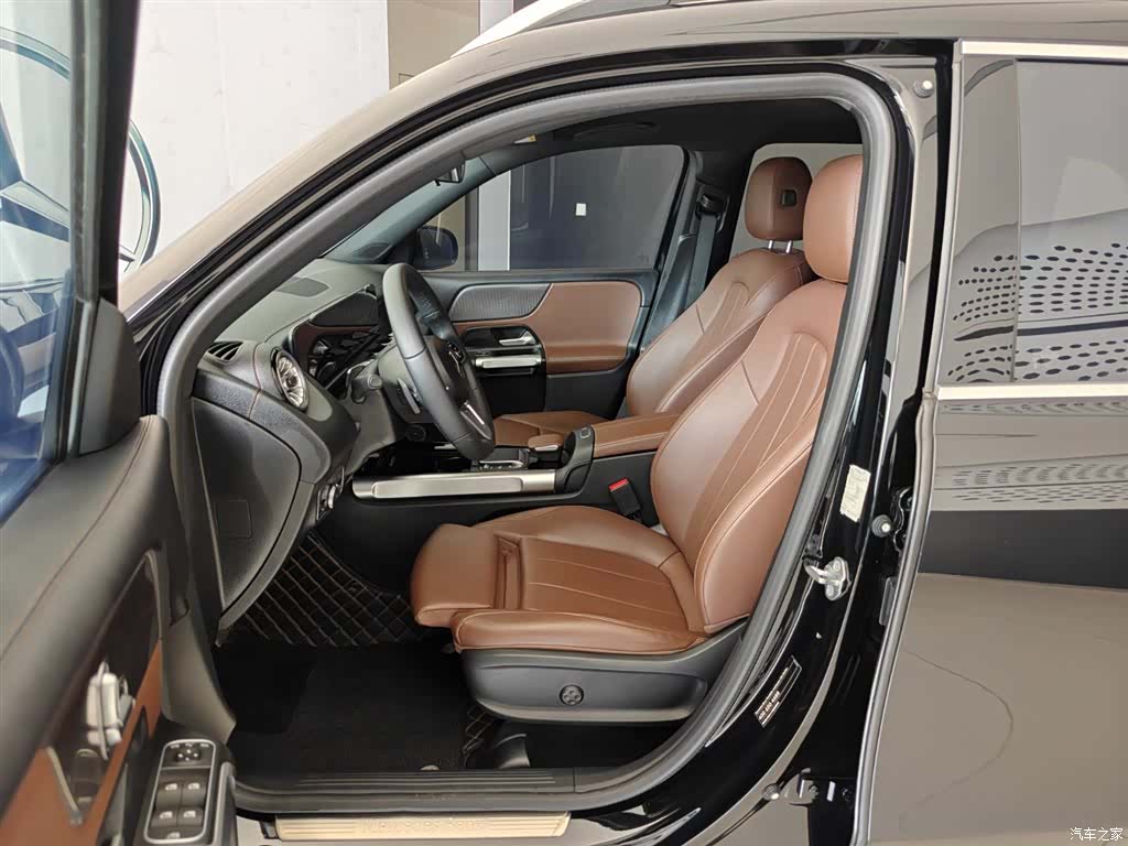 Mercedes-Benz GLB, 2023 9