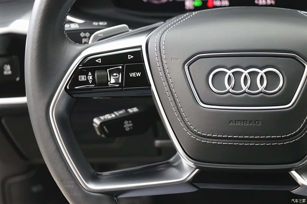Audi A7L, 2024 16