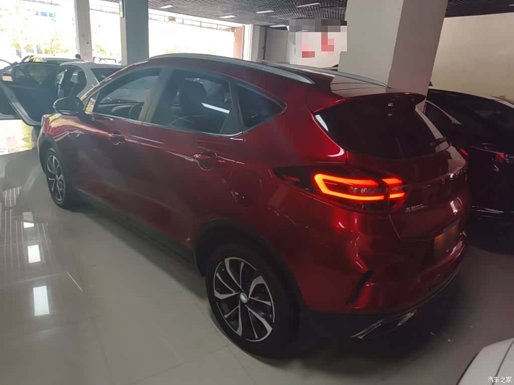 Geely Emgrand, 2021 все фото