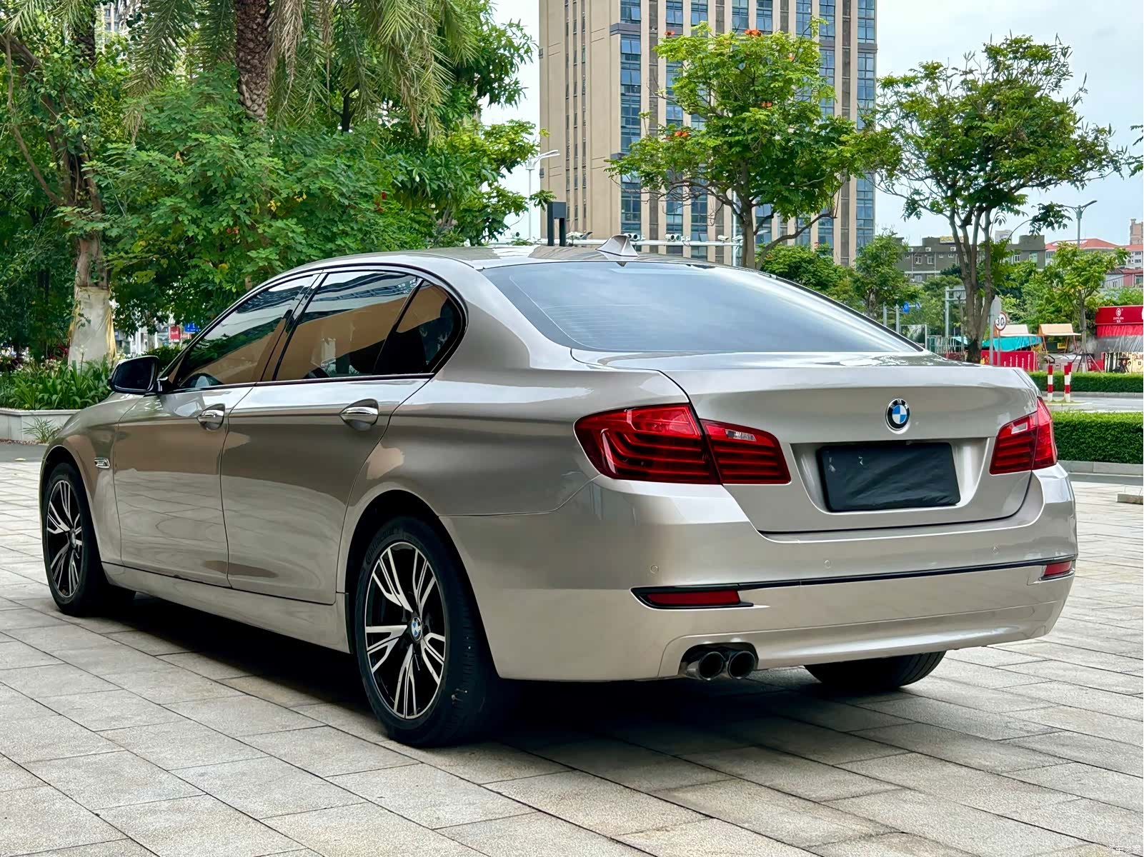 BMW 5 Series, 2014 4
