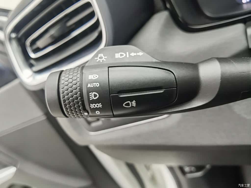 Lynk & Co 02, 2021 21