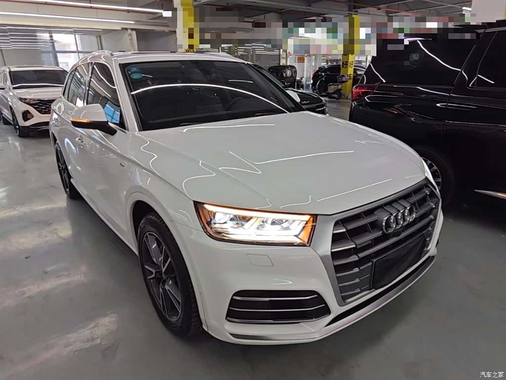 Audi Q5L, 2020 4