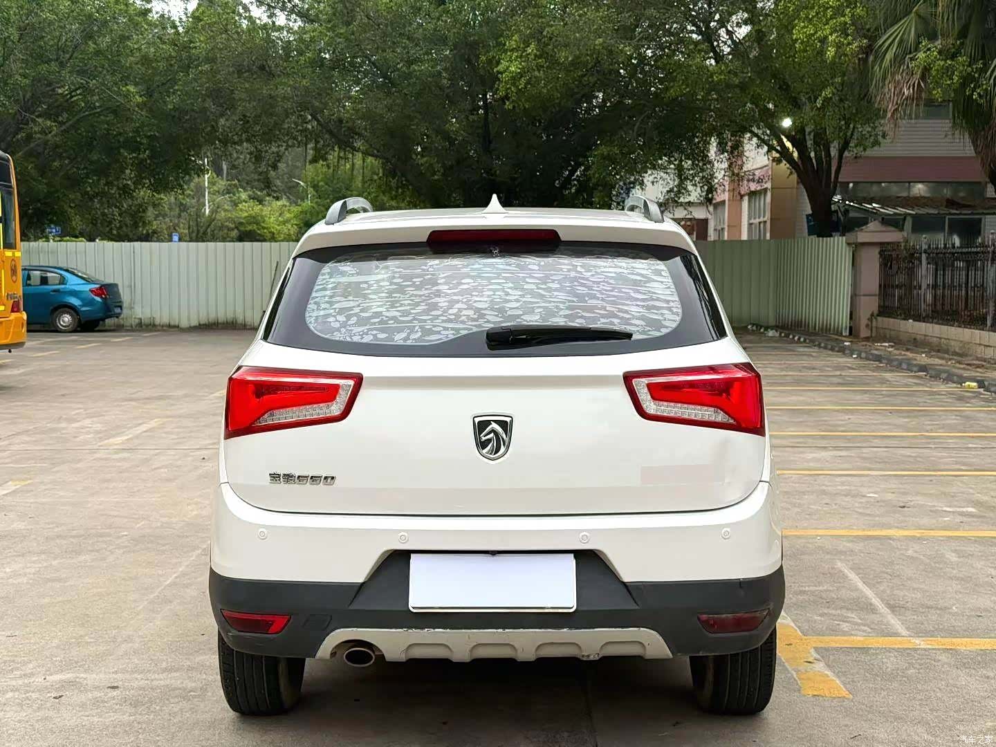 Wuling 560, 2016 8