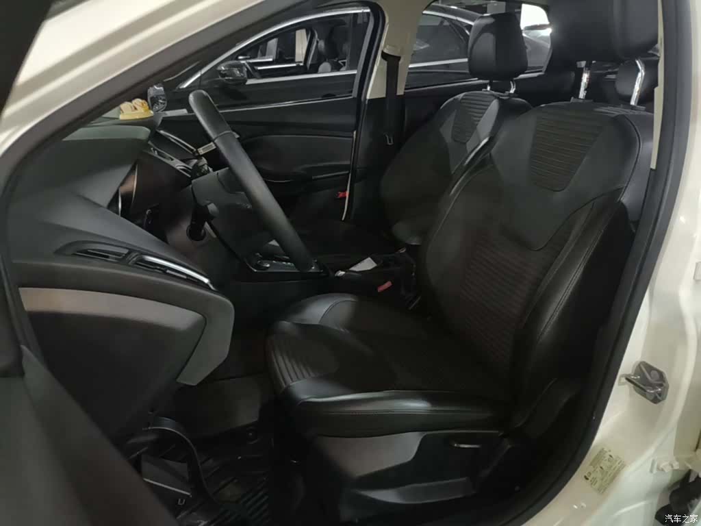 Ford Focus, 2018 15