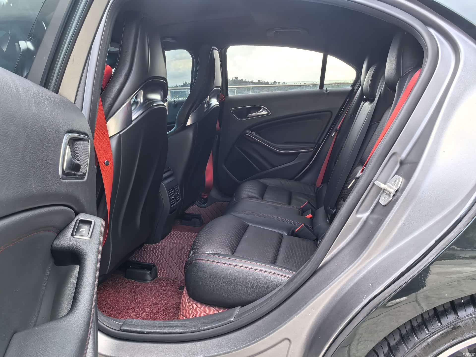 Mercedes-Benz A-Class, 2016 все фото