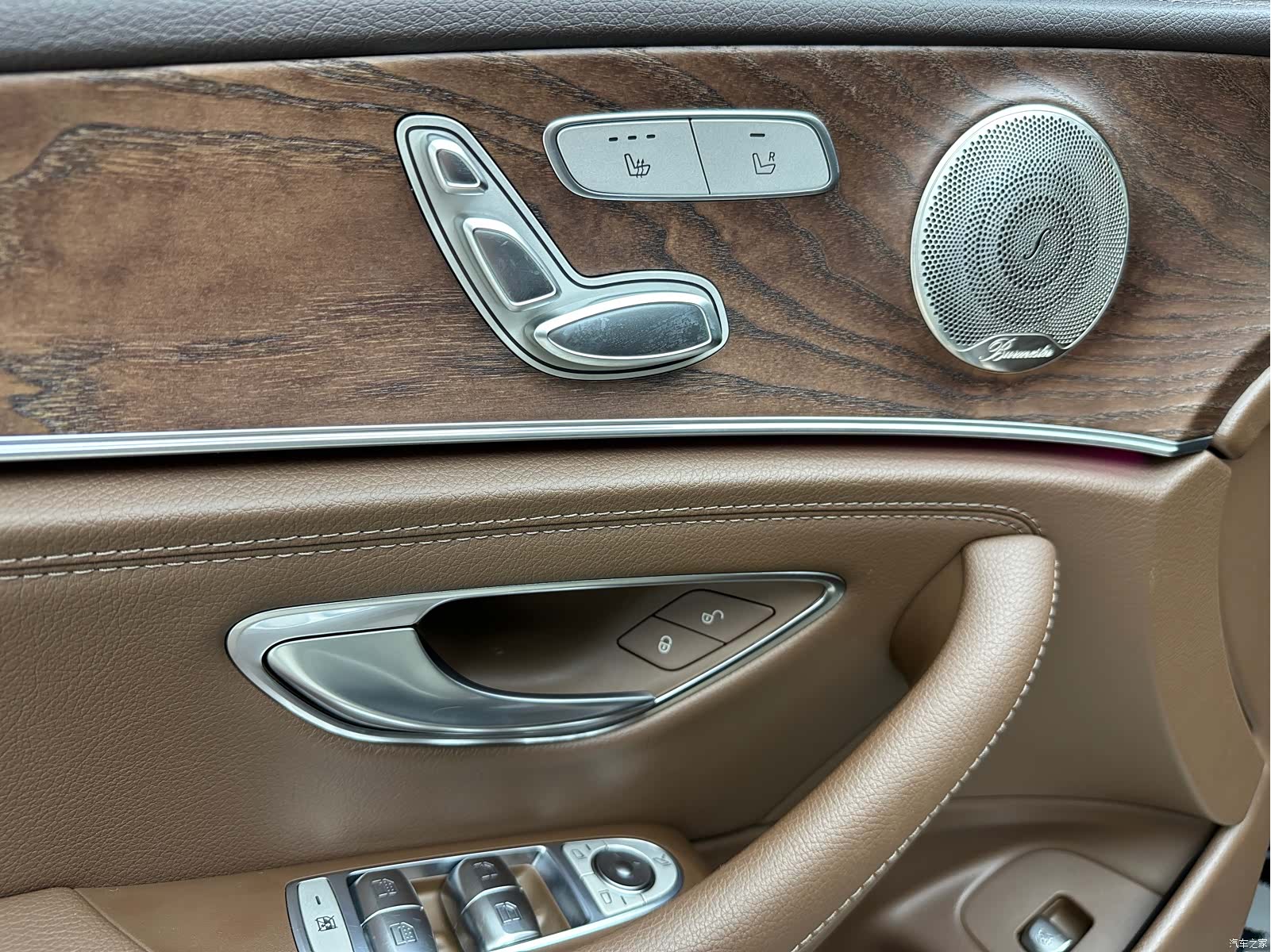 Mercedes-Benz E-Class, 2022 15