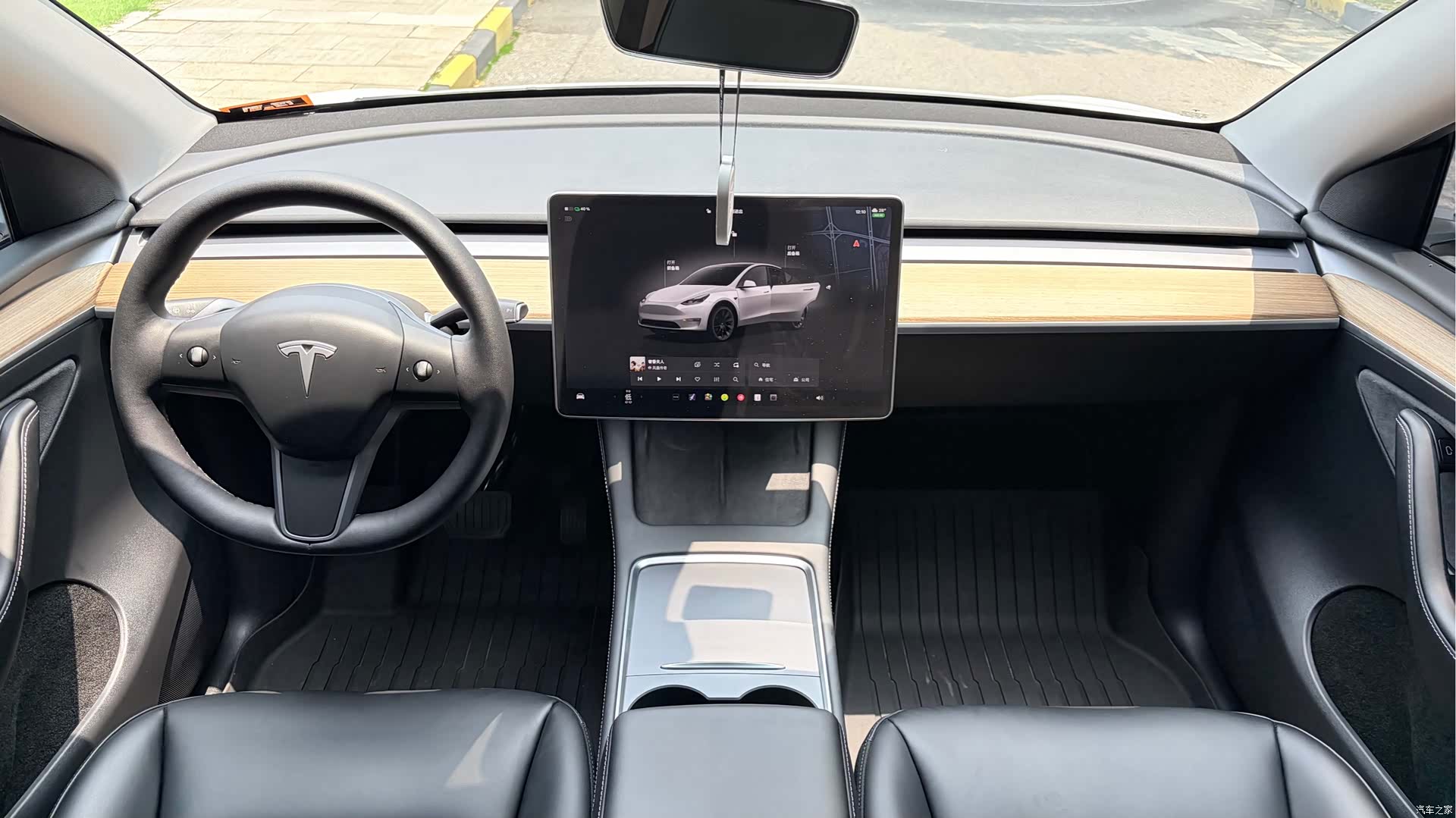 Tesla Model Y, 2022 9