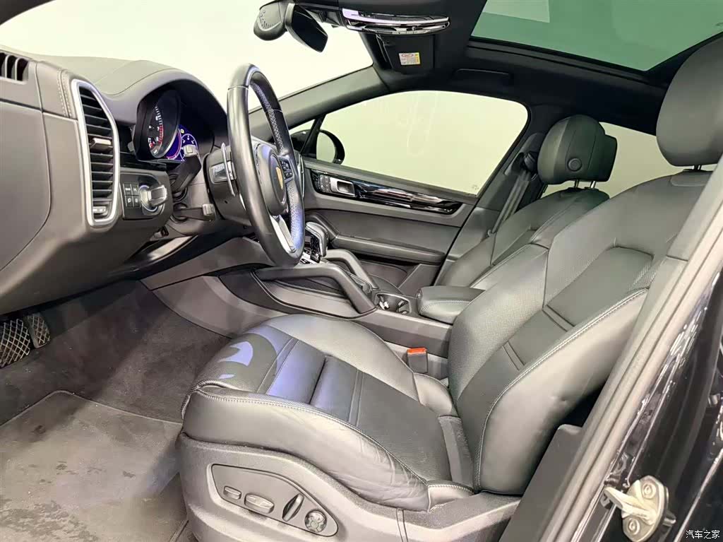 Porsche Cayenne, 2022 9