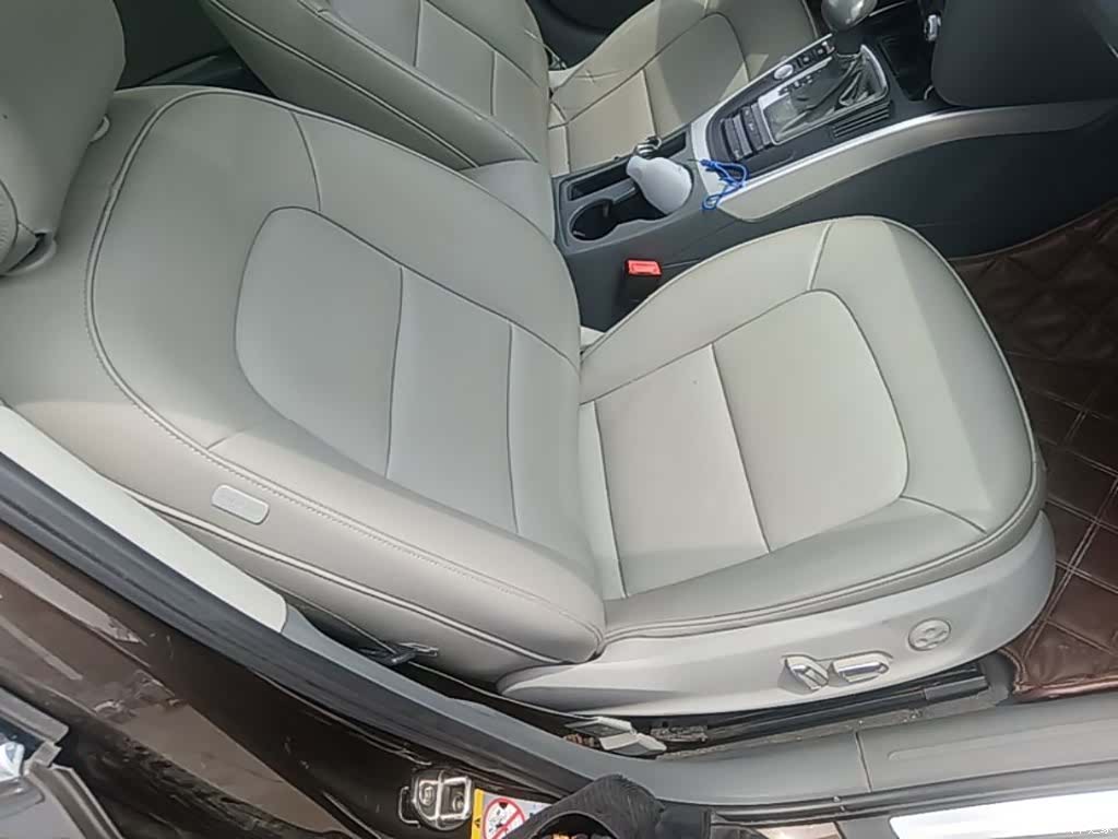 Audi A4L, 2016 25