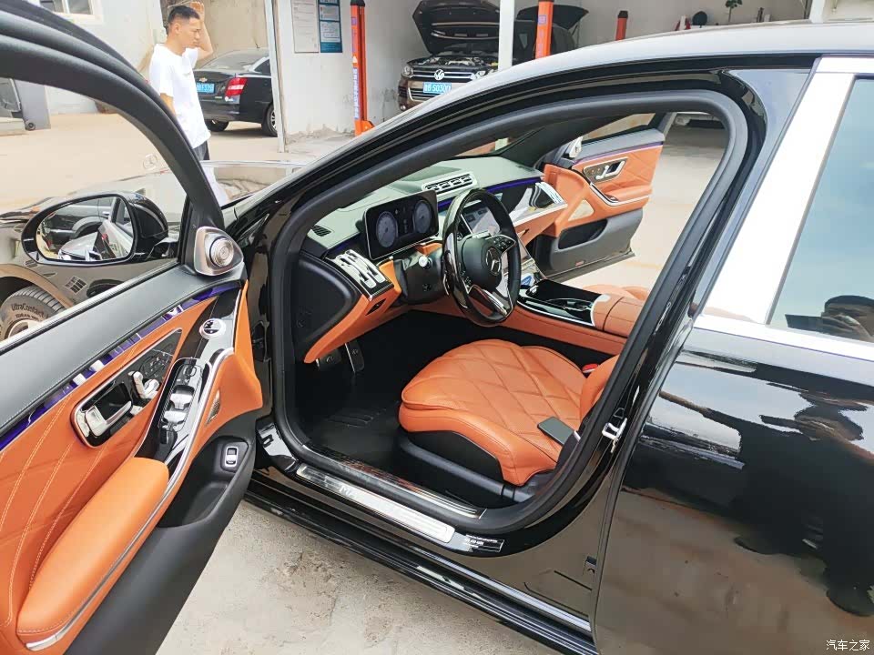 Maybach S-Class, 2021 6