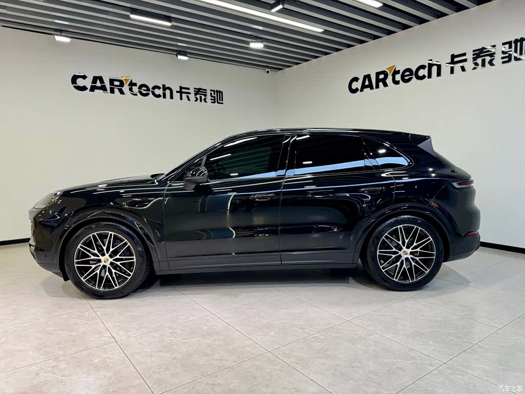 Porsche Cayenne, 2025 7