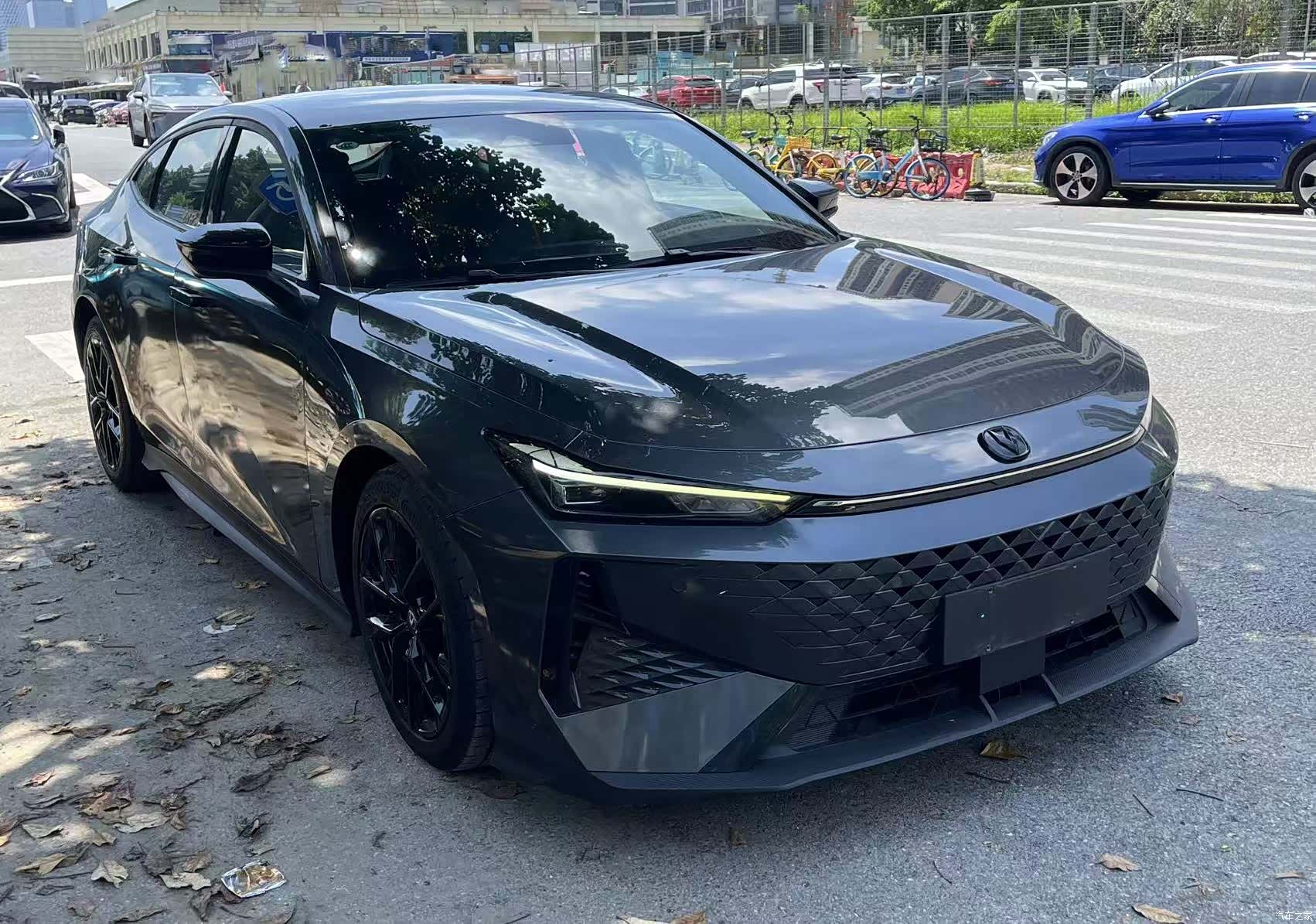 Changan UNI-V, 2024 4