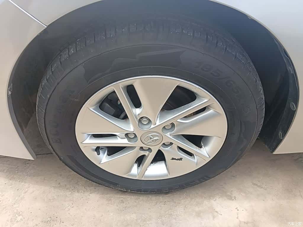 Toyota Corolla, 2015 23