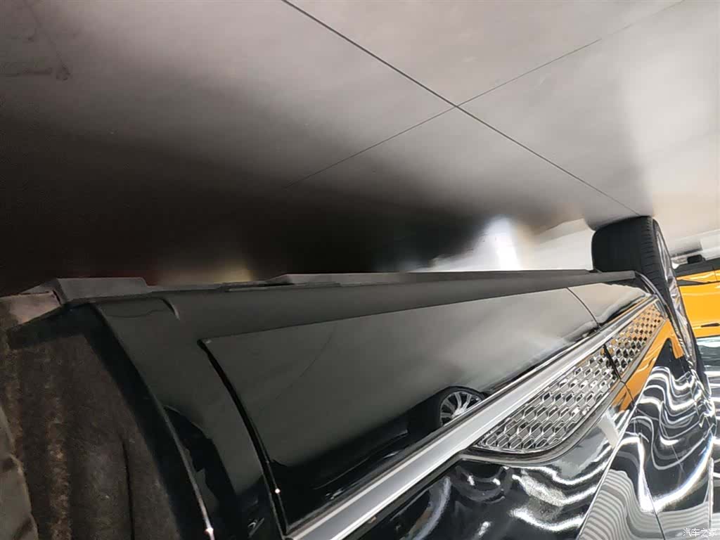 Hongqi E-HS9, 2023 22