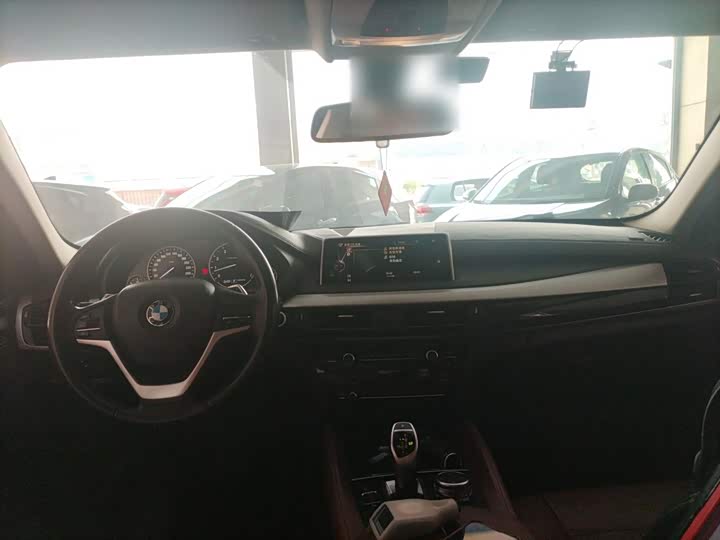 BMW X6 2015 xDrive35i Leading