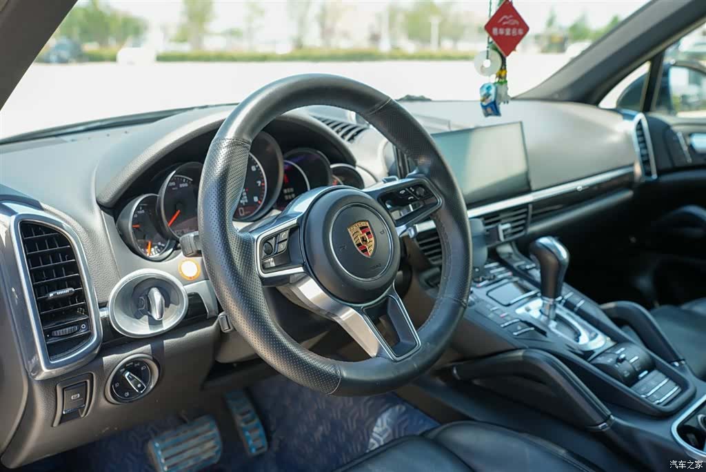 Porsche Cayenne, 2017 12