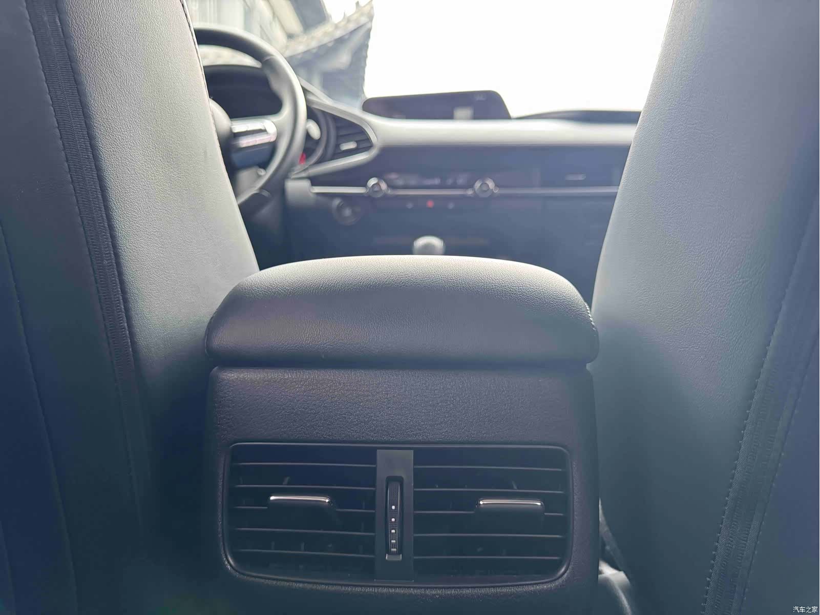 Mazda Mazda3, 2022 18