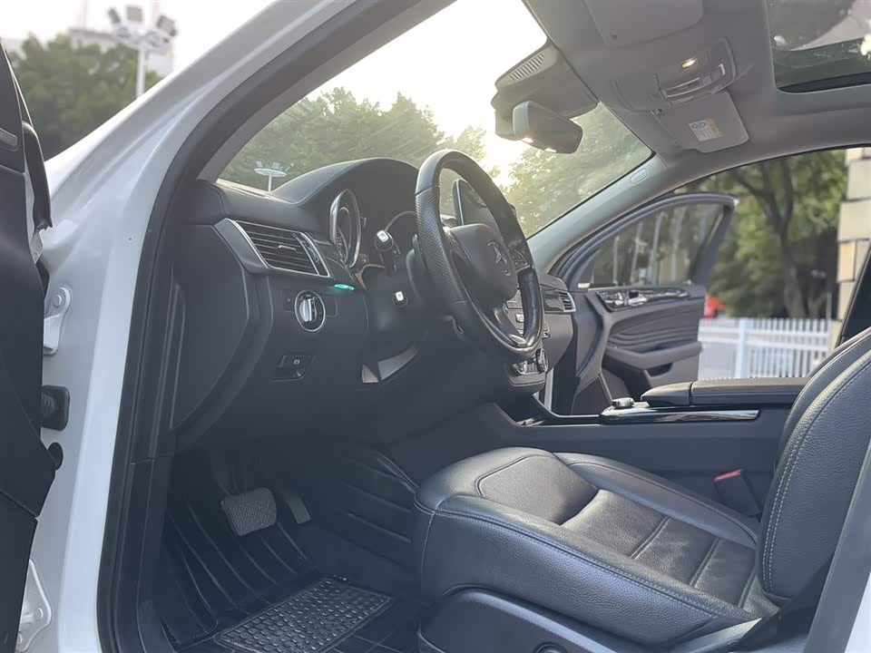 Mercedes-Benz GLE coupe