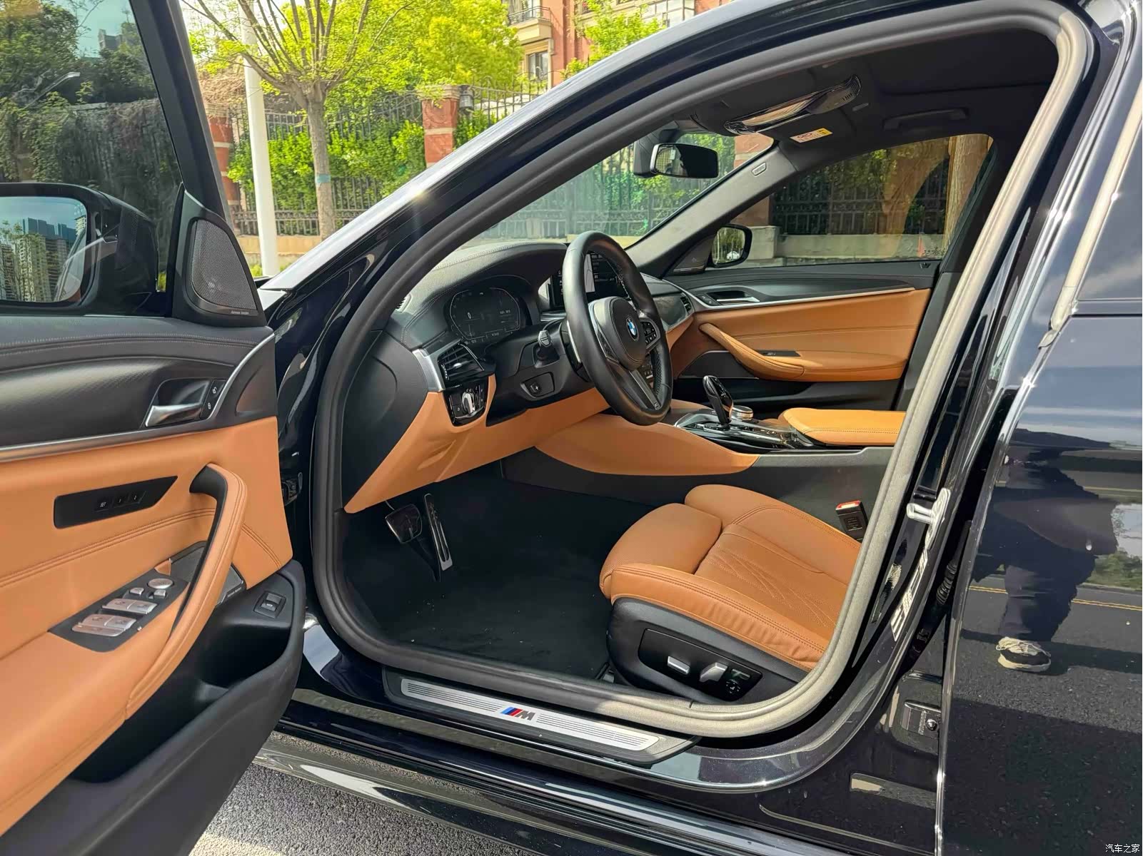 BMW 5 Series, 2022 4