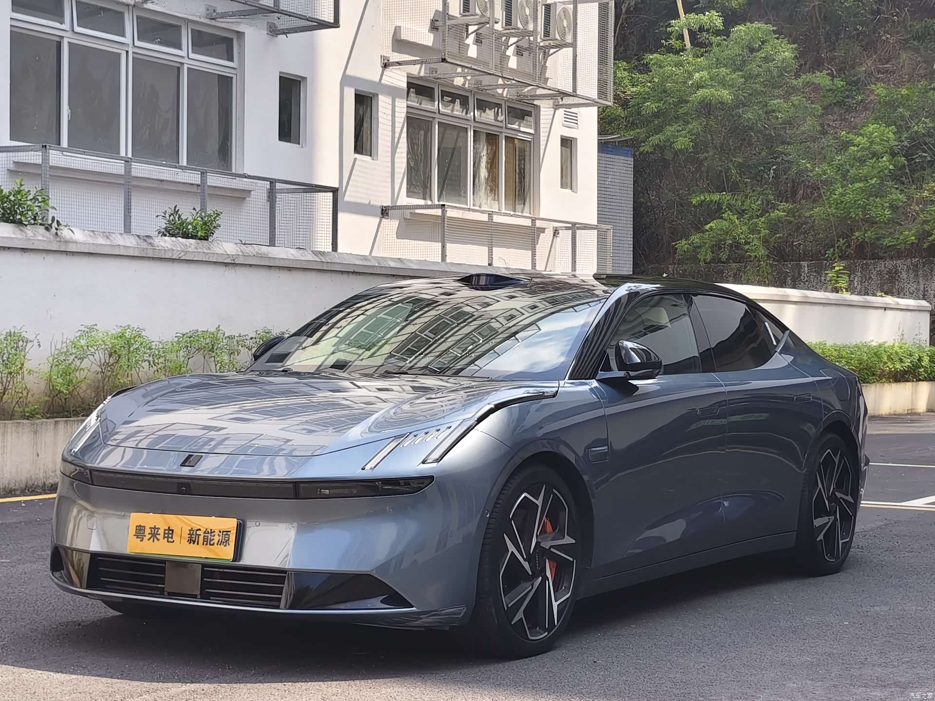 Lynk & Co Z10, 2025 2