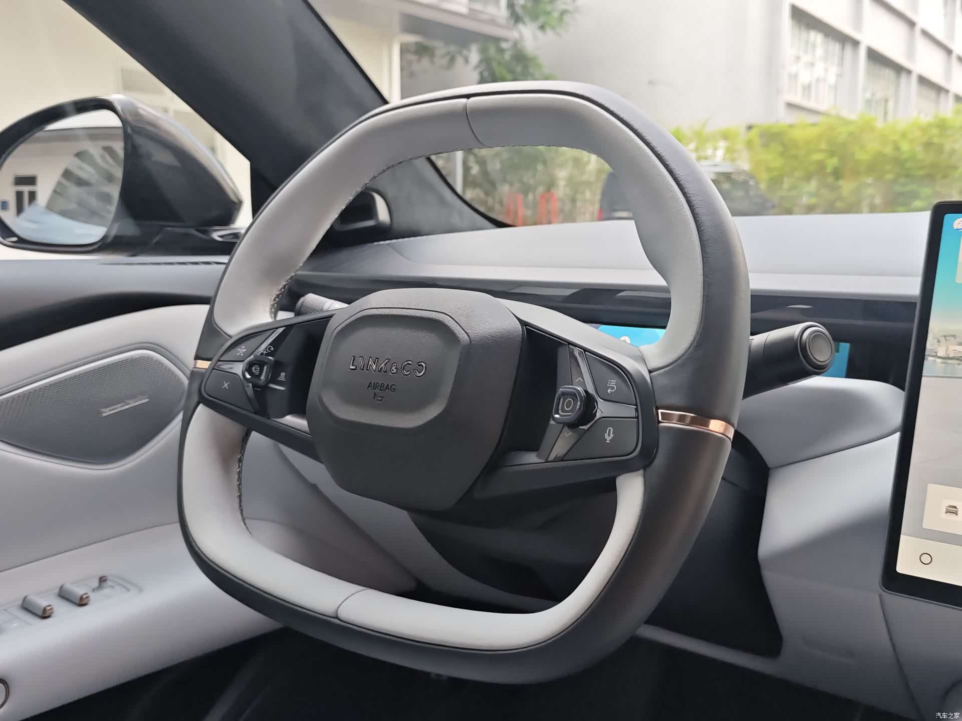 Lynk & Co Z10, 2025 20