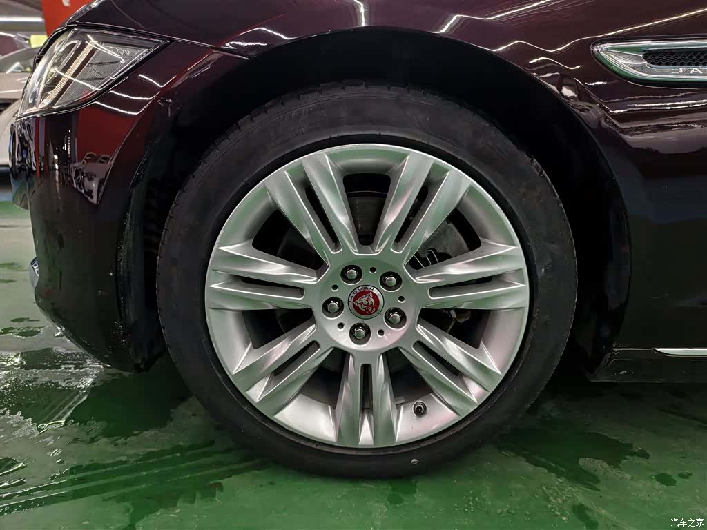 Land Rover XFL, 2018 13