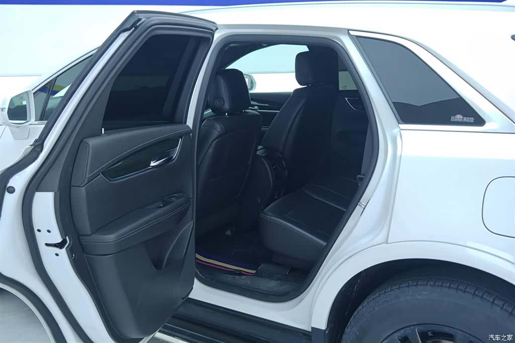 Cadillac XT5, 2019 11