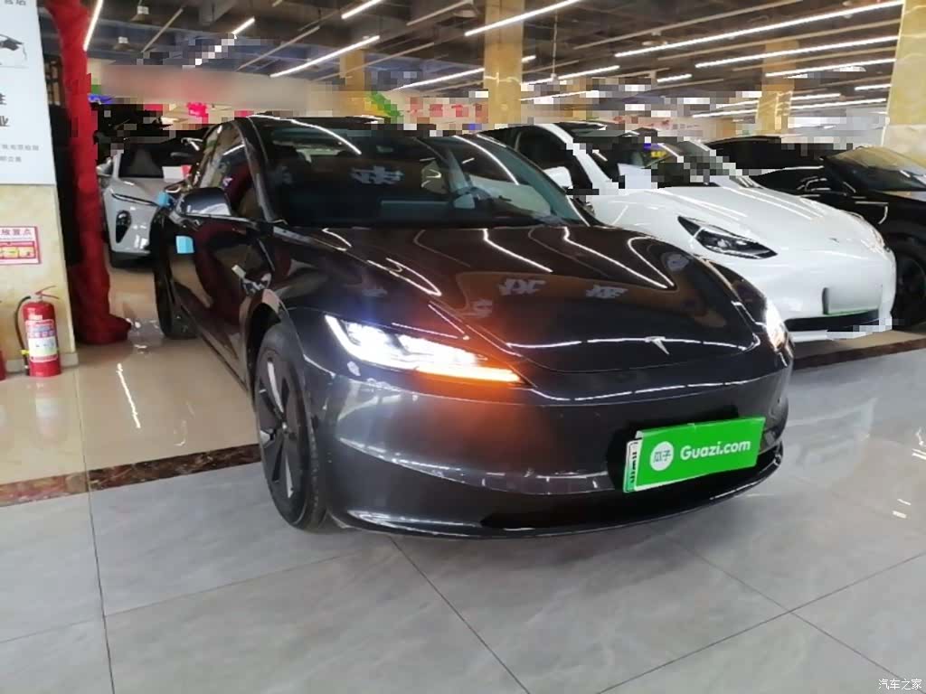 Tesla Model 3, 2024 22