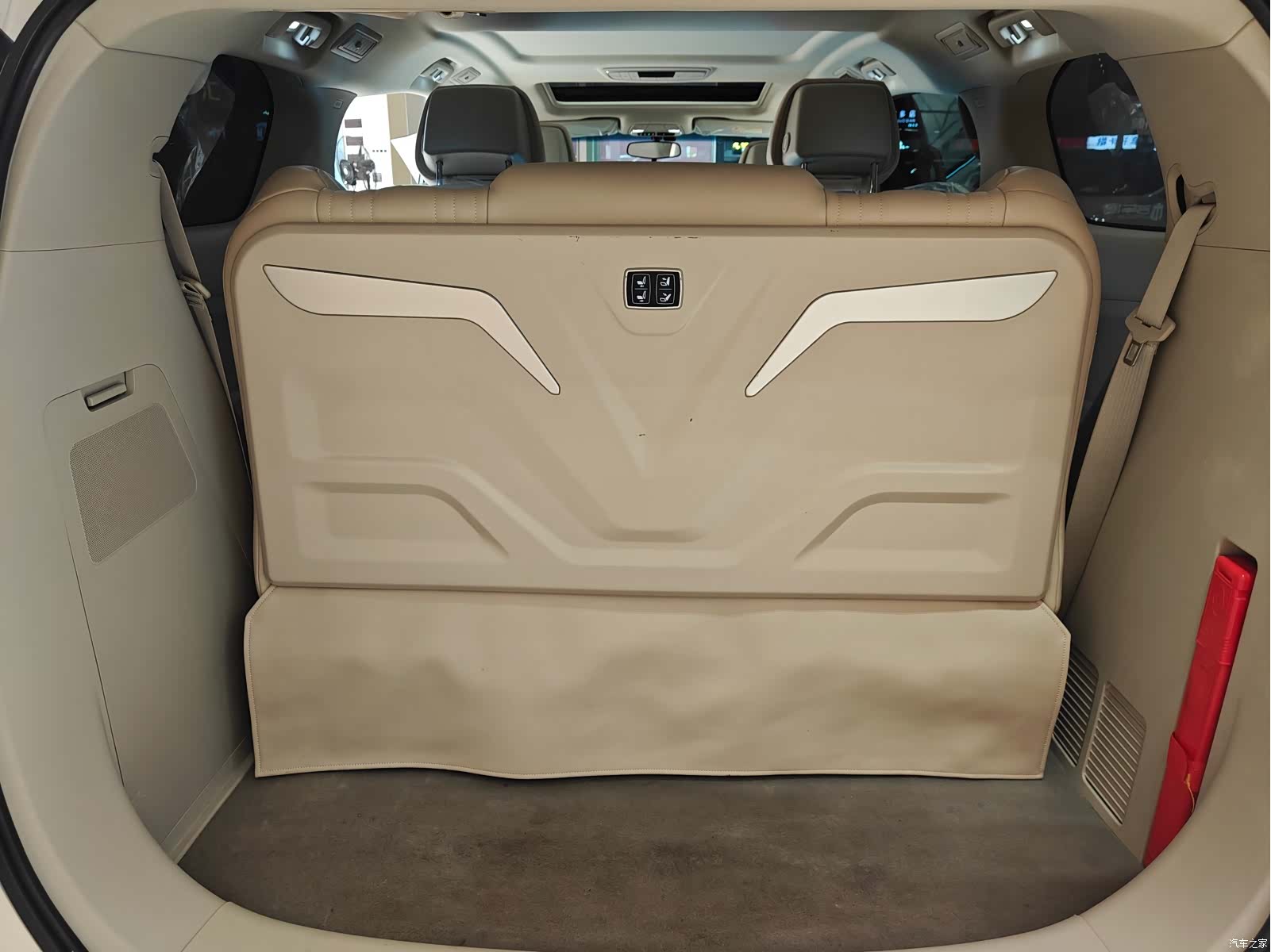 Buick GL8, 2023 25