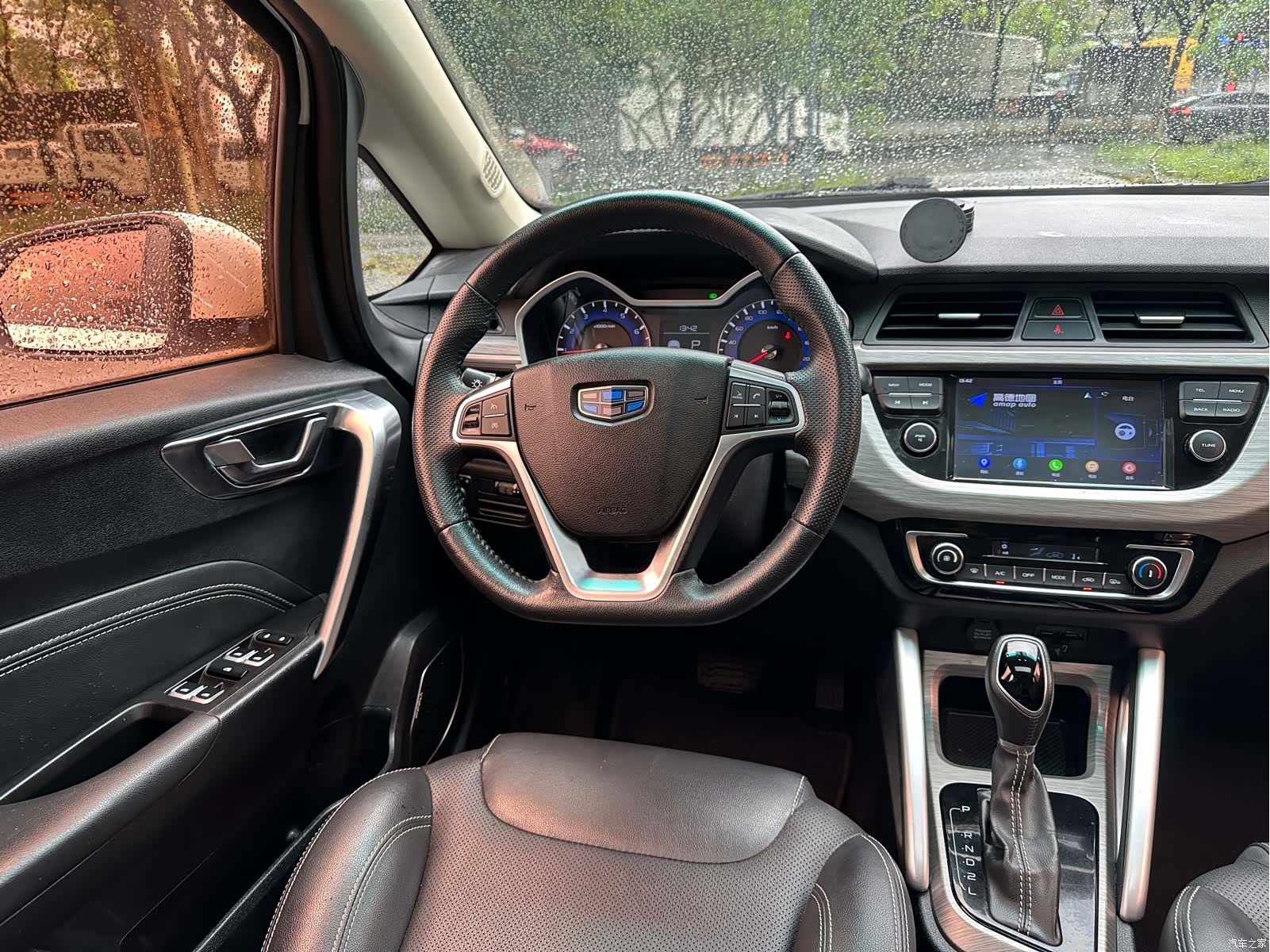 Geely X3, 2018 12