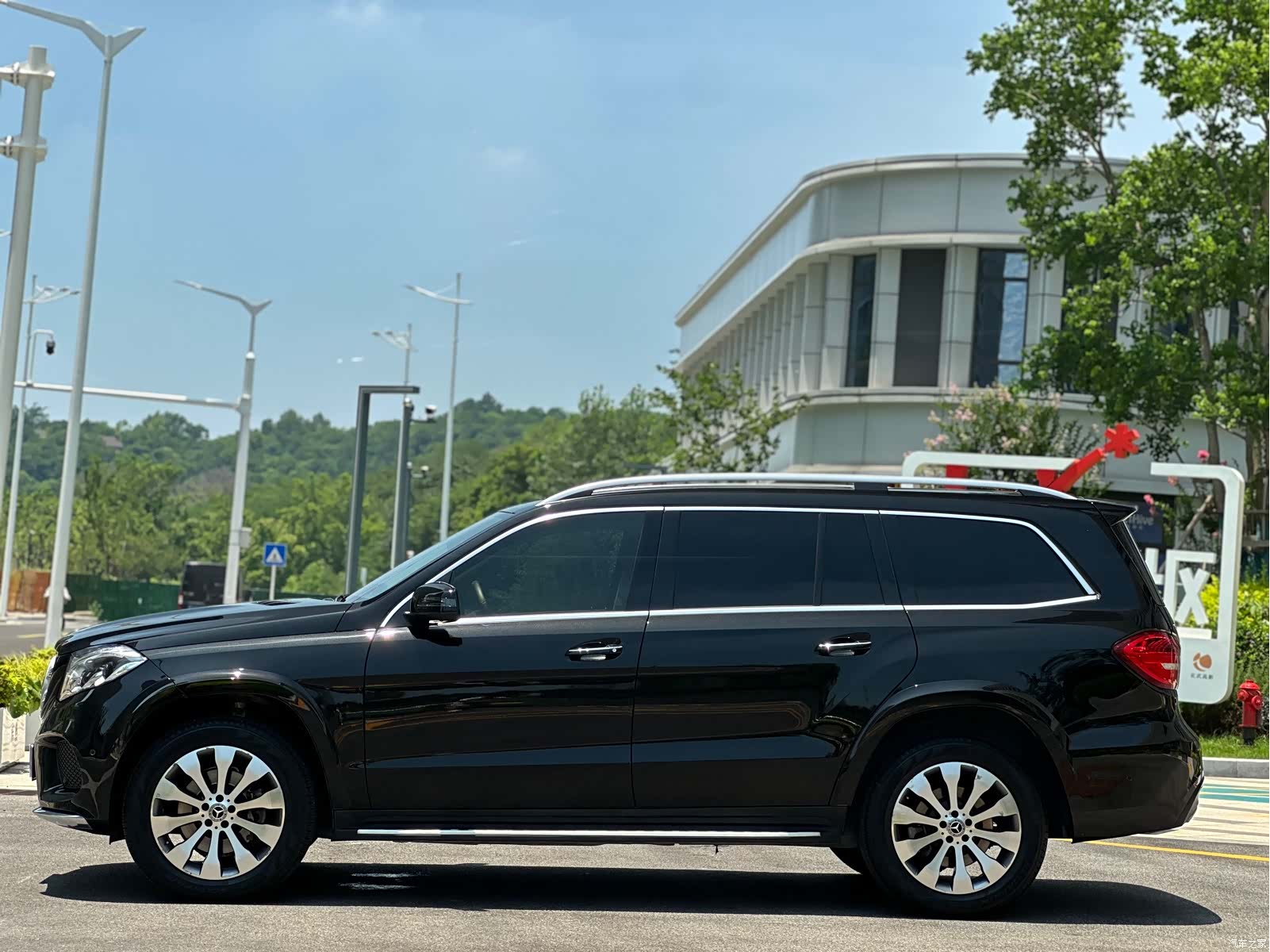Mercedes-Benz GLS, 2019 7
