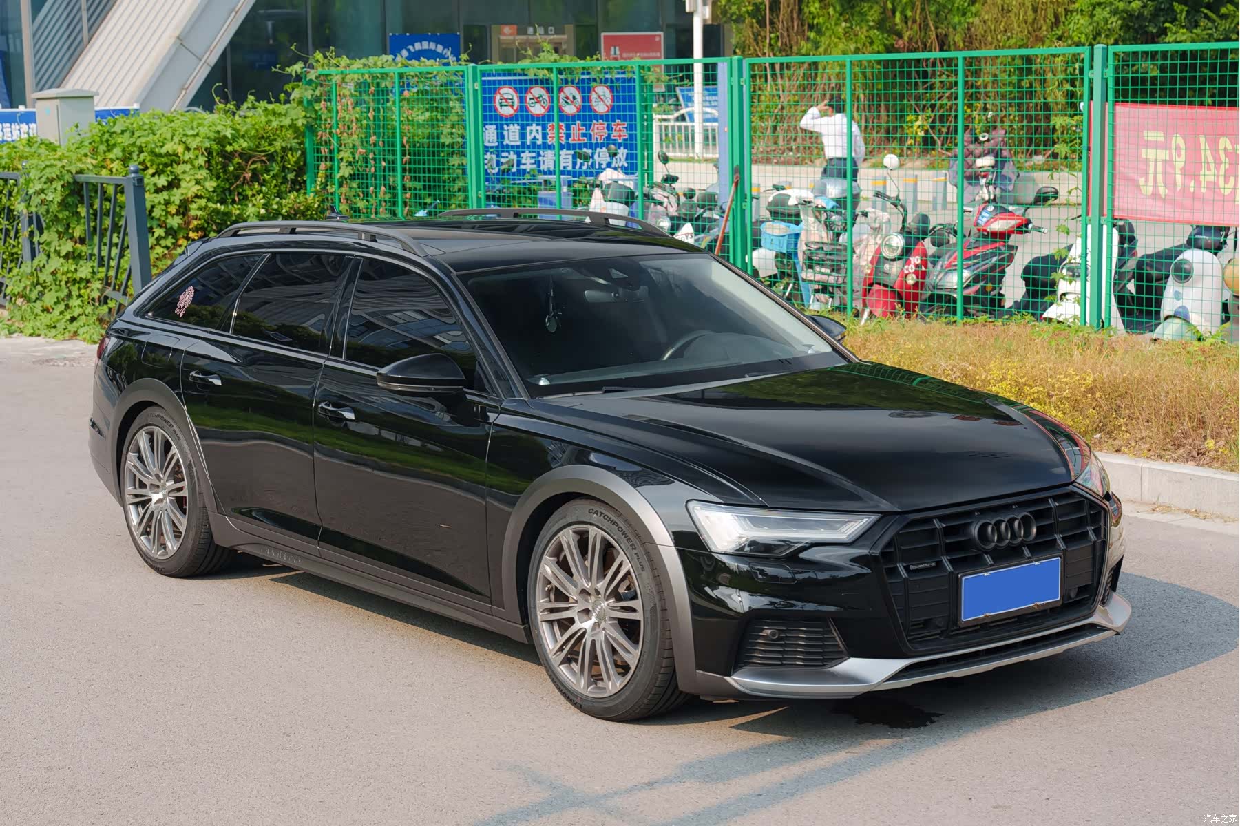 Audi A6, 2021 3