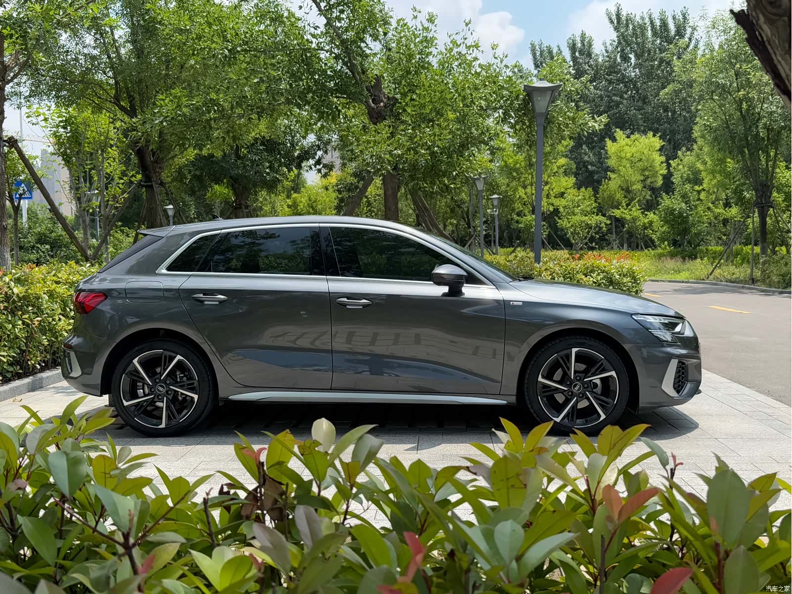 Audi A3, 2023 все фото