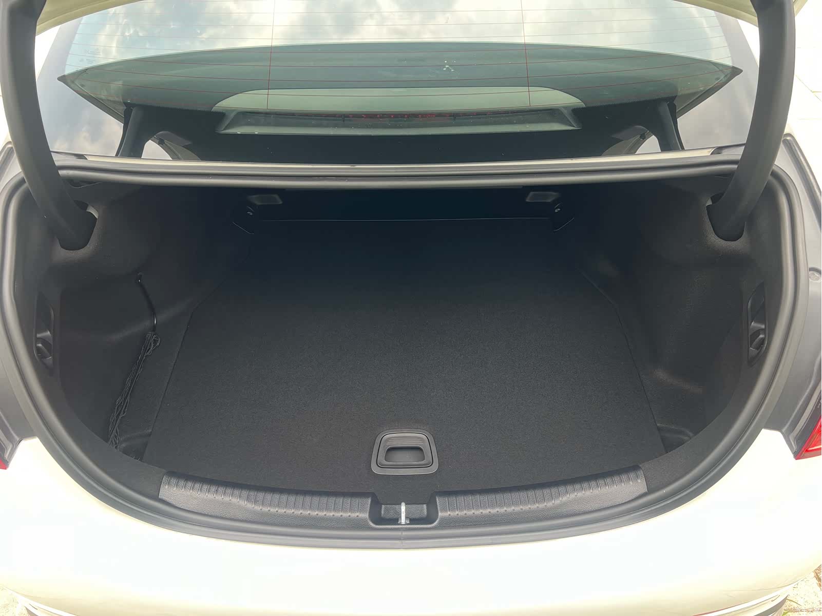 Mercedes-Benz C-Class, 2022 14