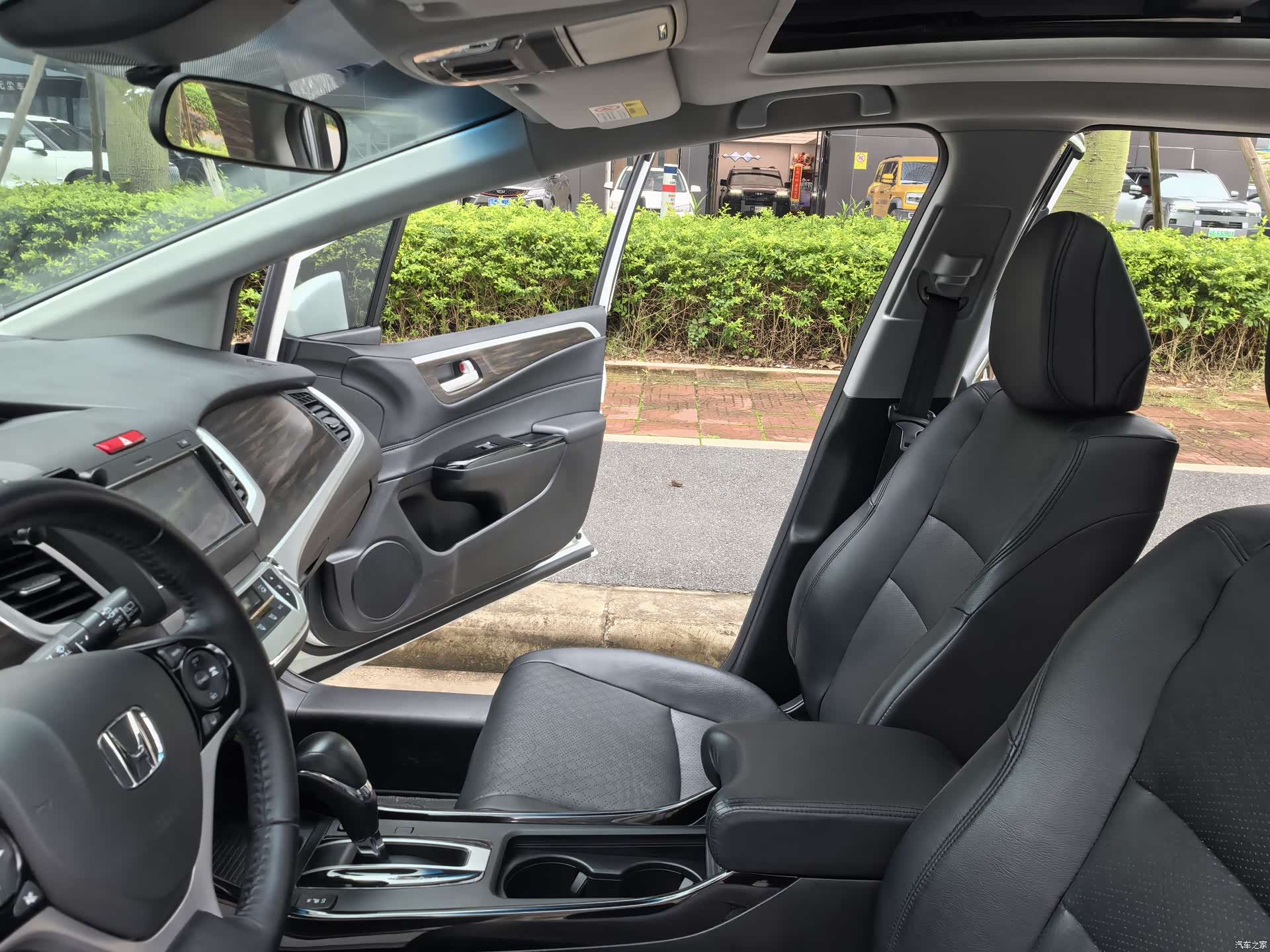 Honda Jade, 2019 13