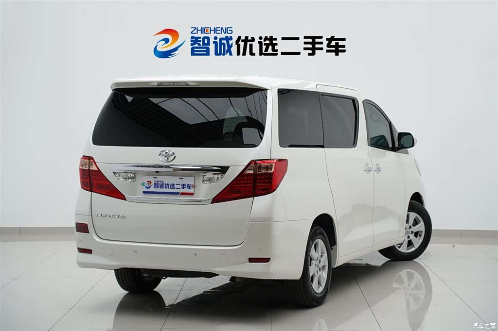 Toyota Alphard, 2011 35