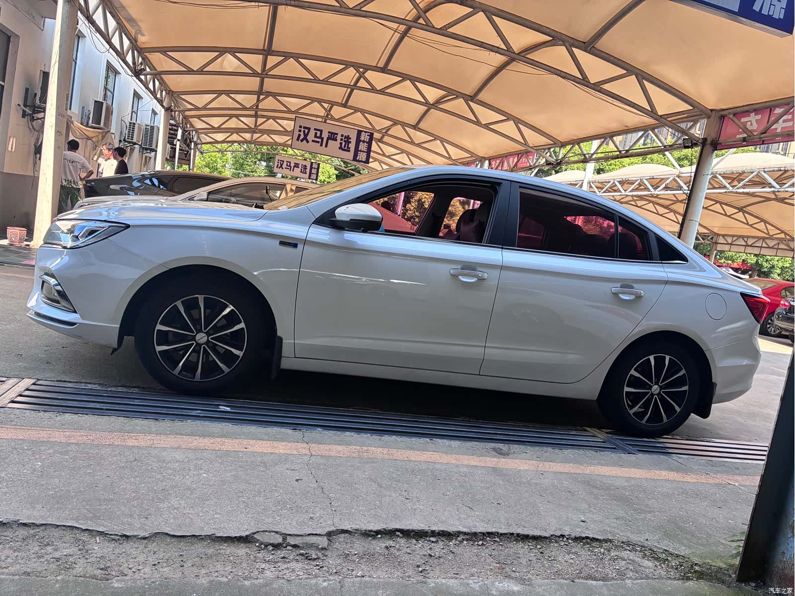 Roewe i5, 2020 все фото
