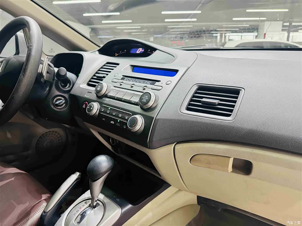 Honda Civic, 2011 26