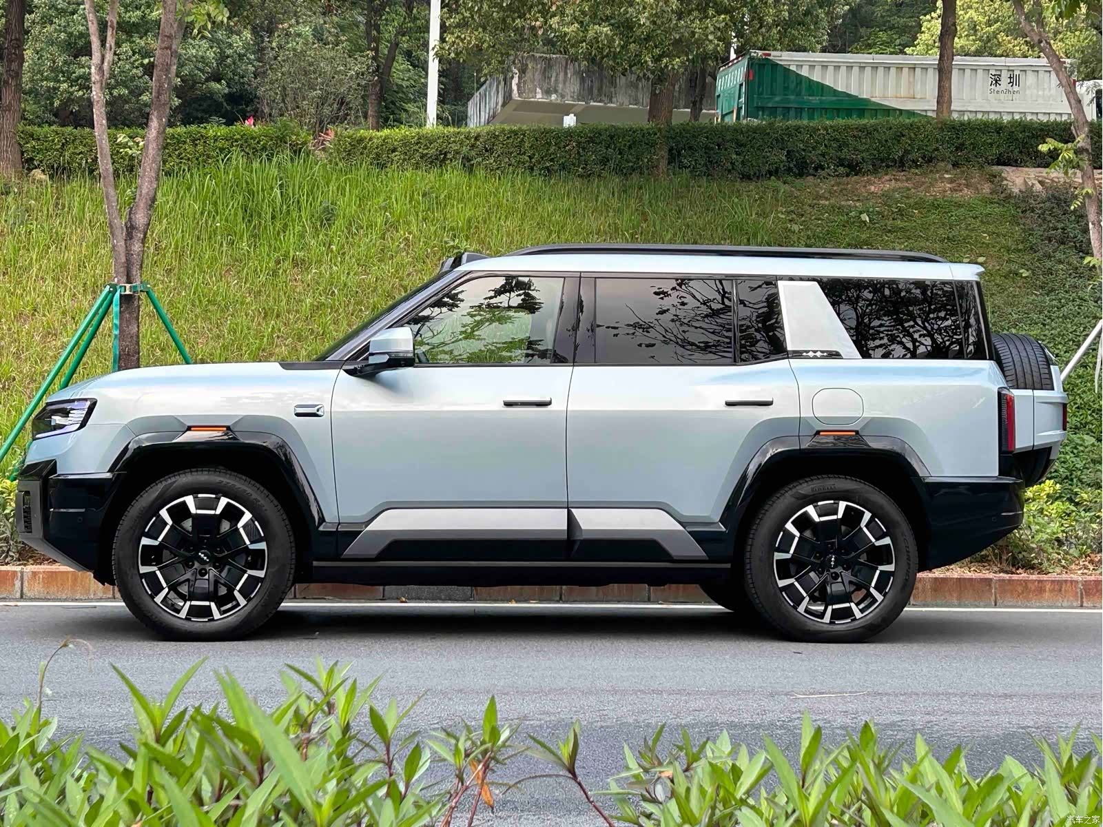 Fang Cheng Bao Bao 8, 2024 3