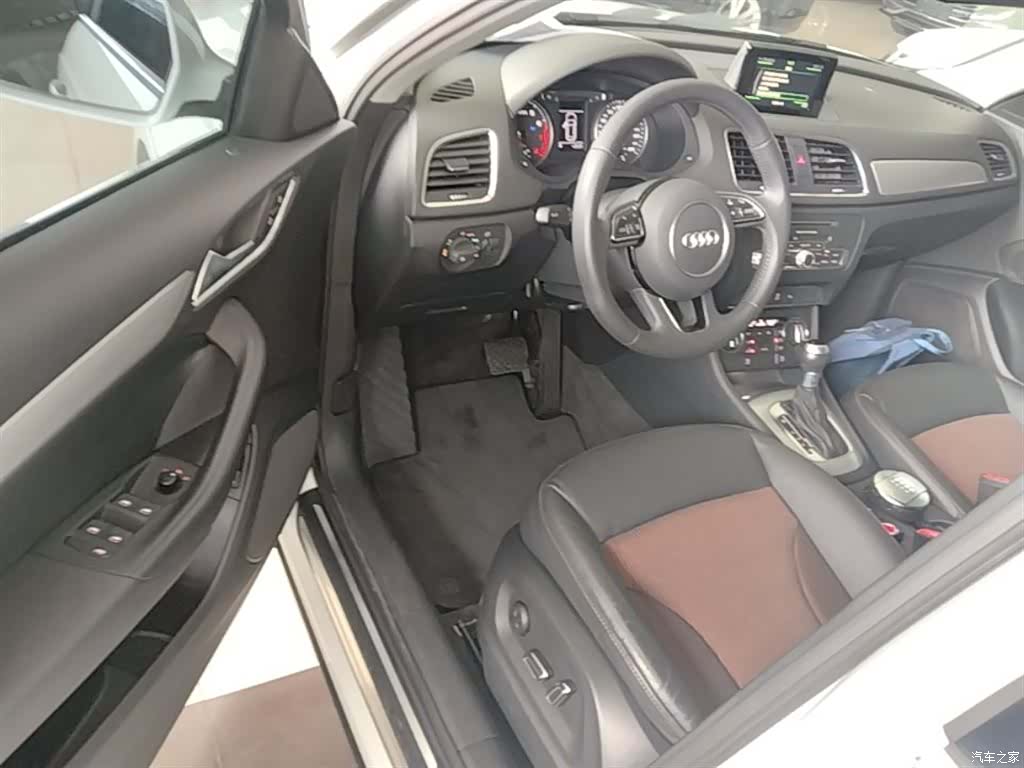 Audi Q3, 2019 16