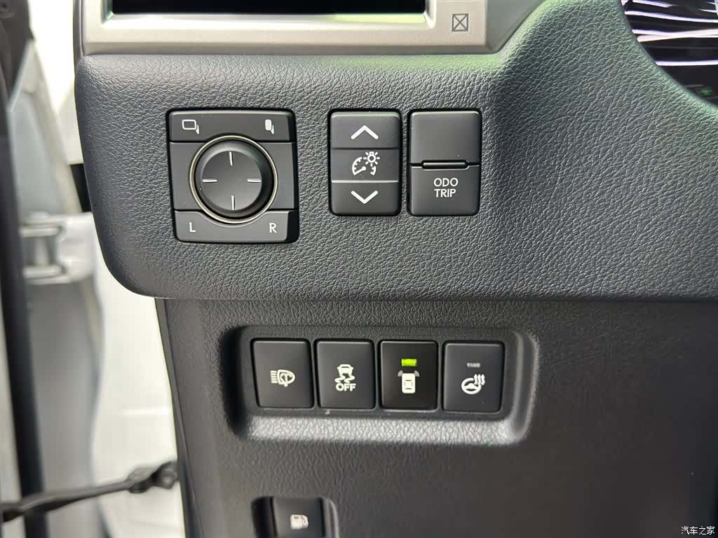 Lexus GX, 2023 19