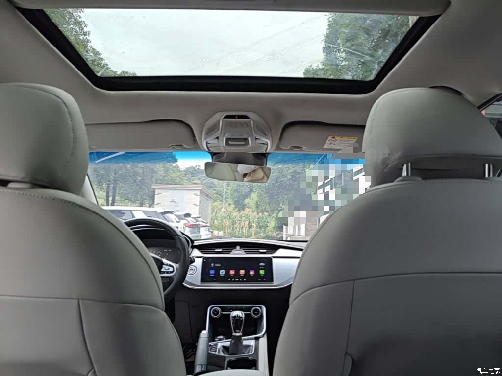 Geely Binray, 2019 18